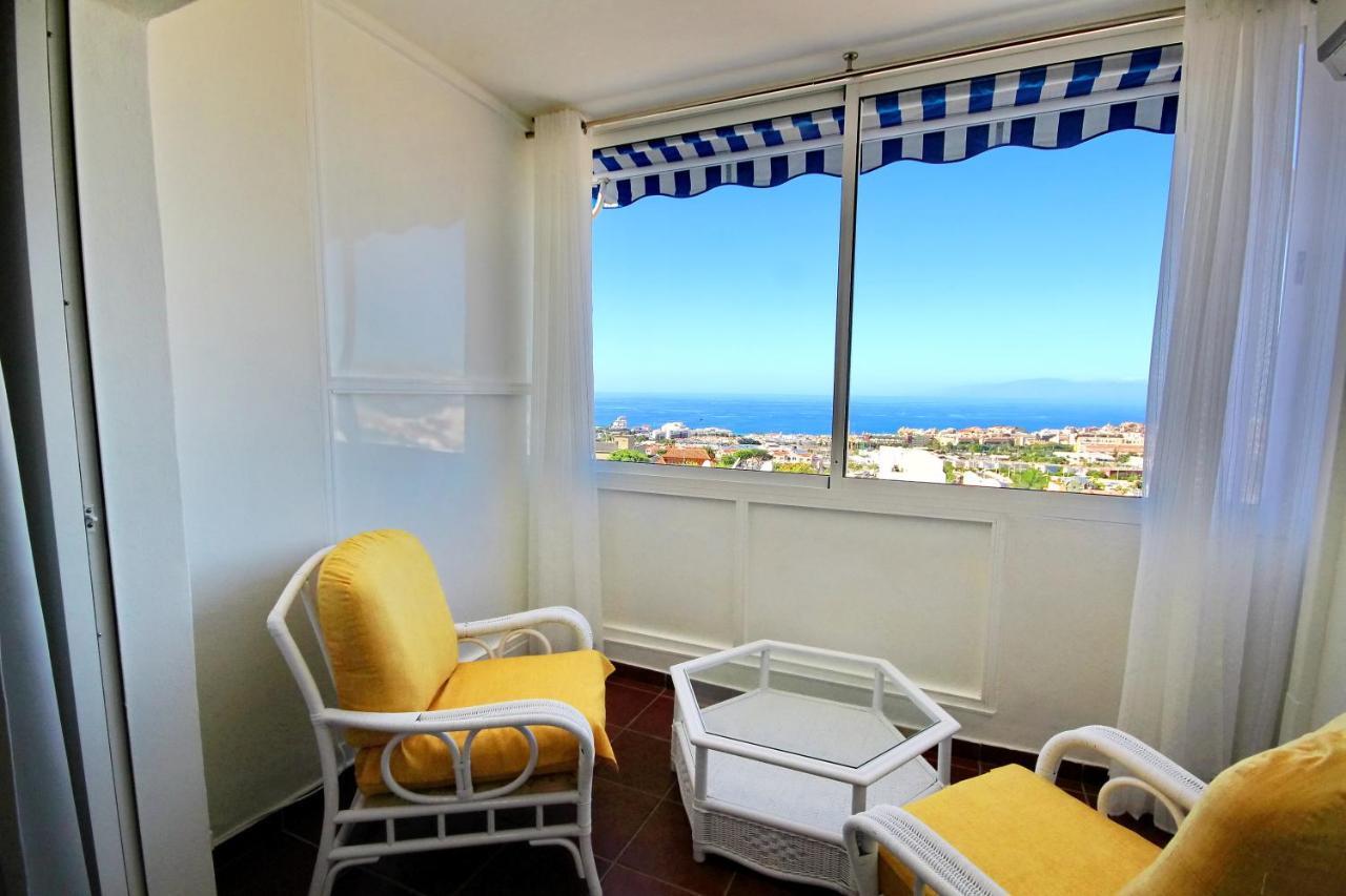 Apartamento Cozy Townhouse With Ocean Views In Costa Adeje Exterior foto